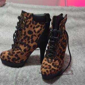 Anne Michelle Leopard Print Heeled Boots